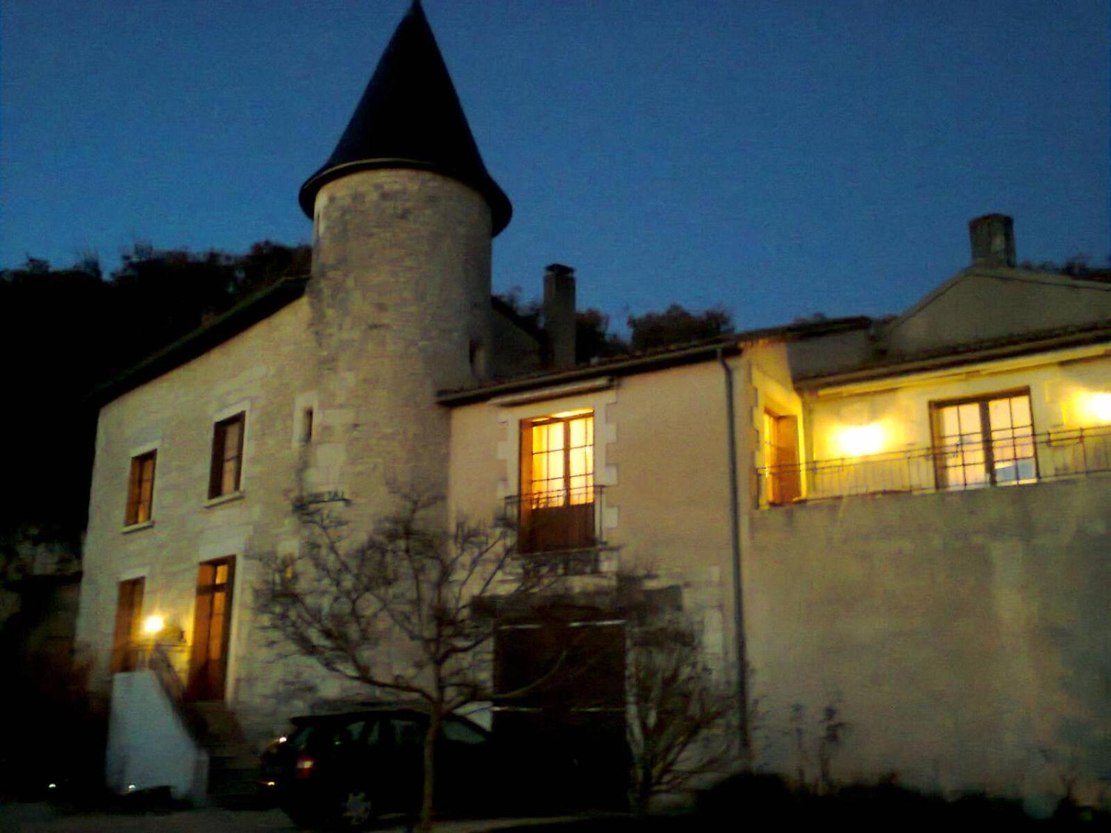 Manoir Le Cristal - grosse remise sur les entrées du Futuroscope Beaumont (Vienne) Esterno foto
