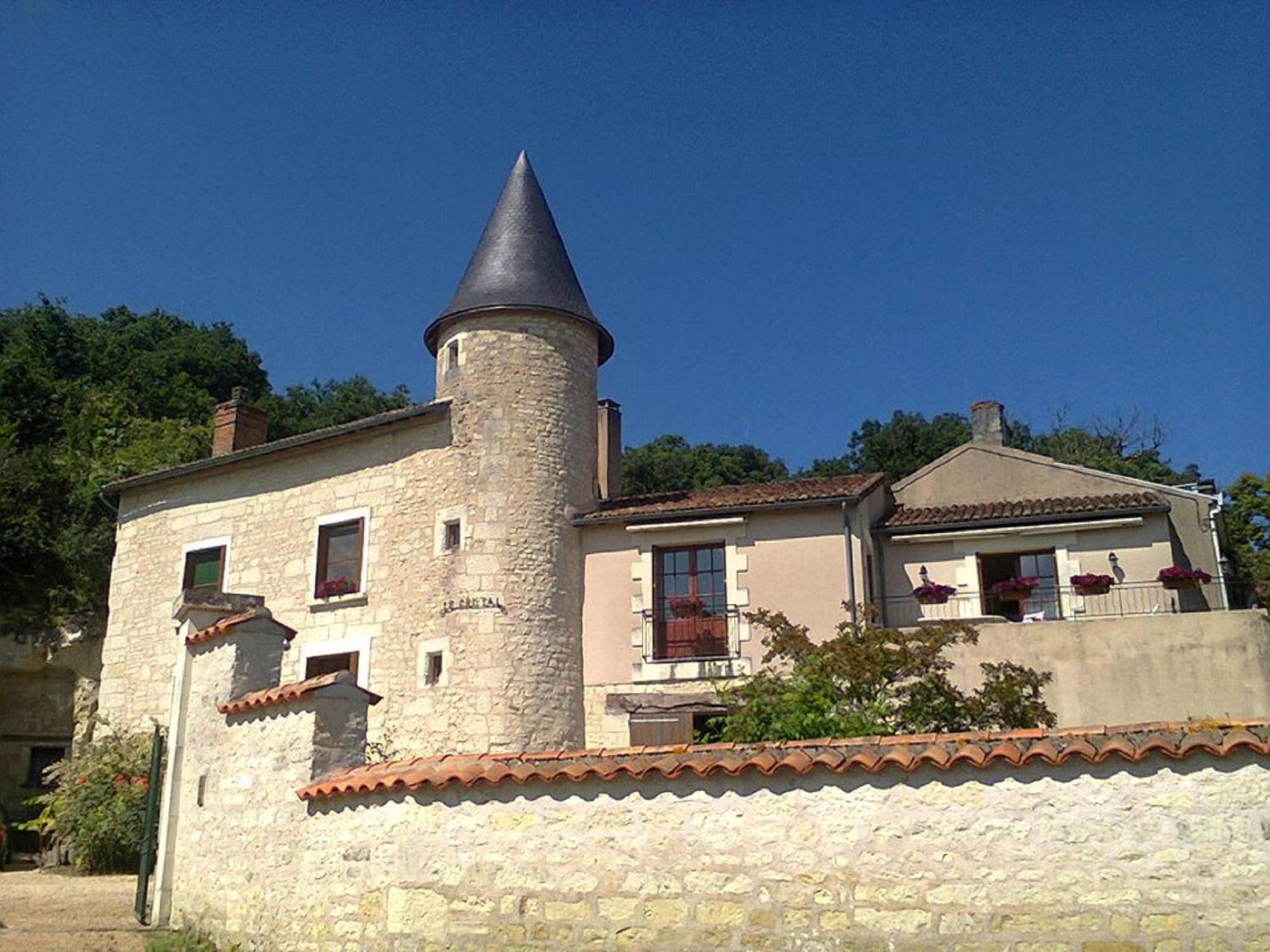 Bed and Breakfast Manoir Le Cristal - grosse remise sur les entrées du Futuroscope Beaumont  Esterno foto