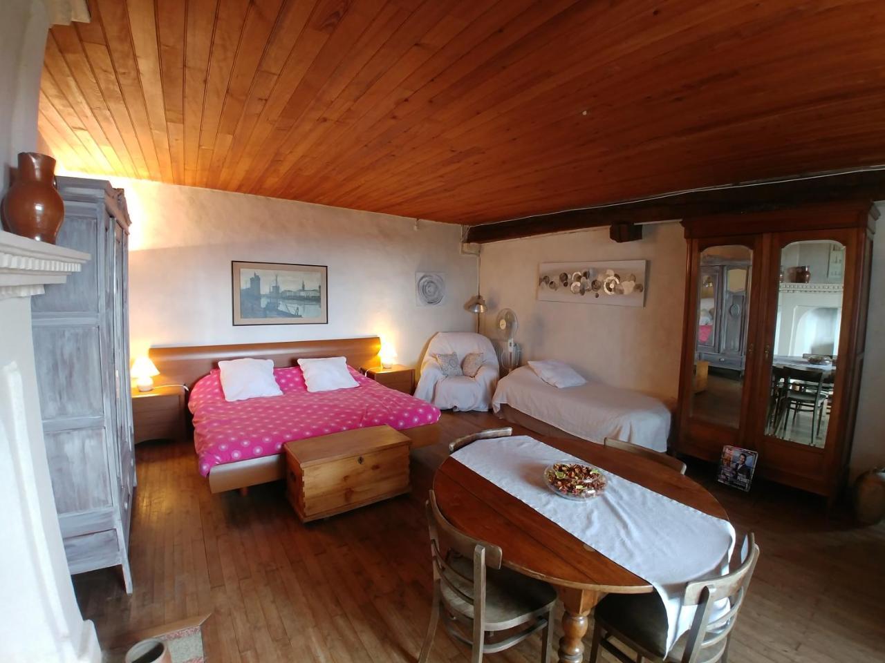 Bed and Breakfast Manoir Le Cristal - grosse remise sur les entrées du Futuroscope Beaumont  Esterno foto